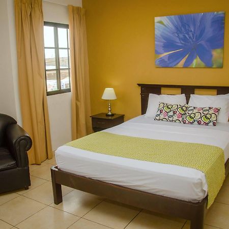 Hotel Residencial Cervantes เดวิด ภายนอก รูปภาพ